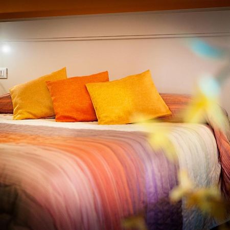 La Rocchetta Bed & Breakfast Valeggio sul Mincio Luaran gambar